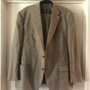 Ralph Lauren 2 piece Suit. Only worn once!